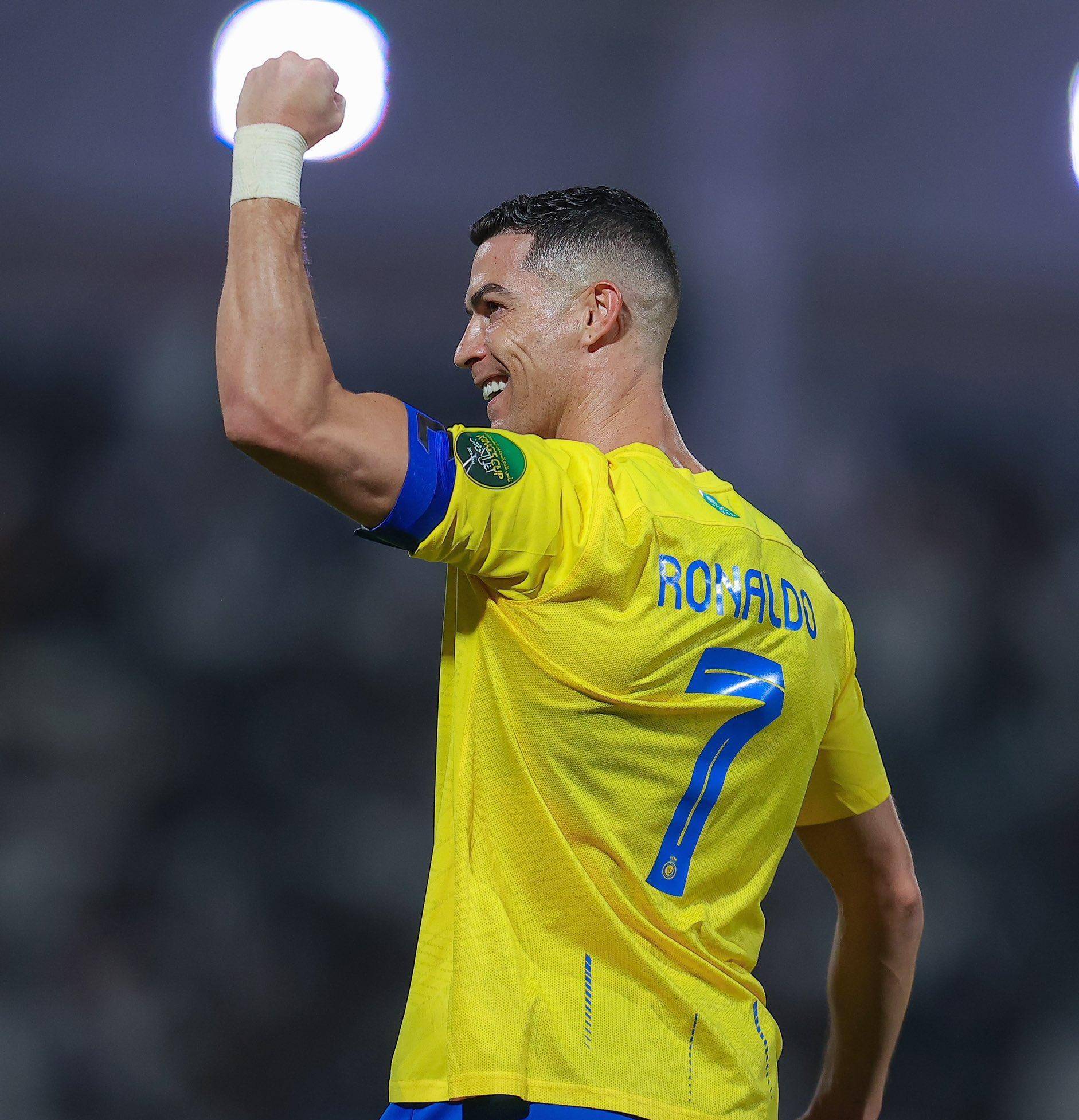 热刺vs哥本哈根：穆阿尼、布伦南、西蒙斯首发出战