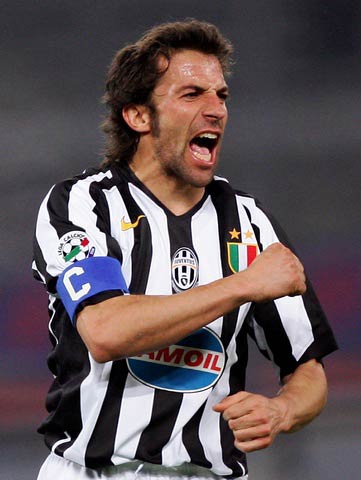 CBA俱乐部杯-奎因29分广东轻取广州 香港金牛胜同曦