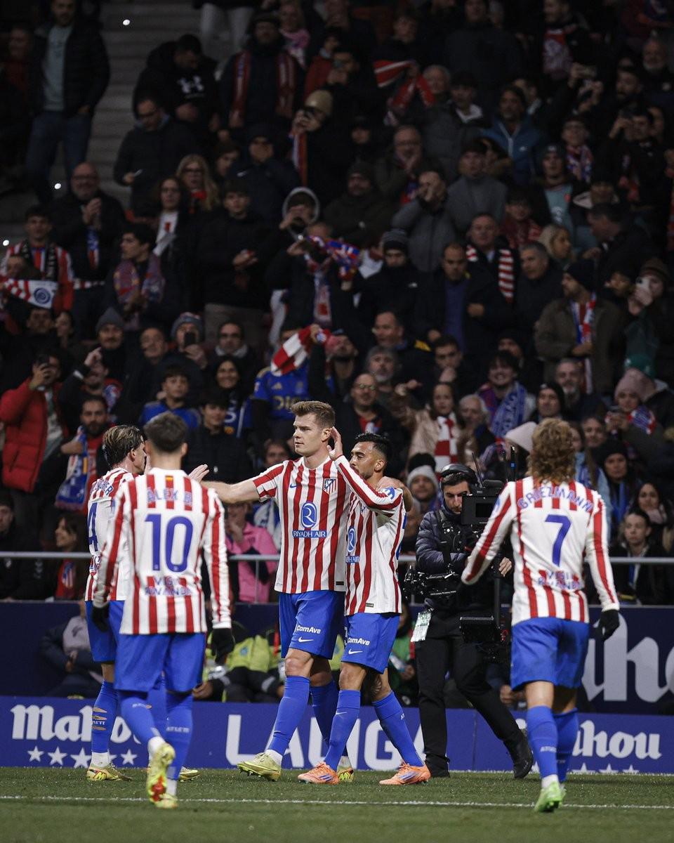 F1拉斯维加斯站：维斯塔潘夺冠！诺里斯第2，拉塞尔第3