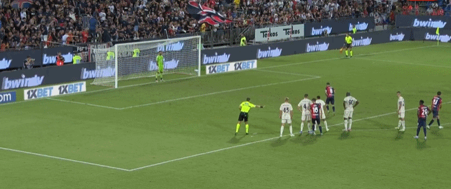 看看这些孩子踢球有没有西班牙味。 留洋联队VS萨瓦德尔友谊赛