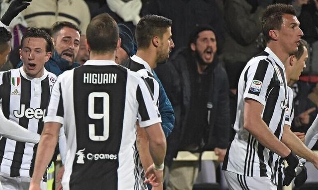 广厦半场53-44领先北京，胡金秋21分翟晓川9分