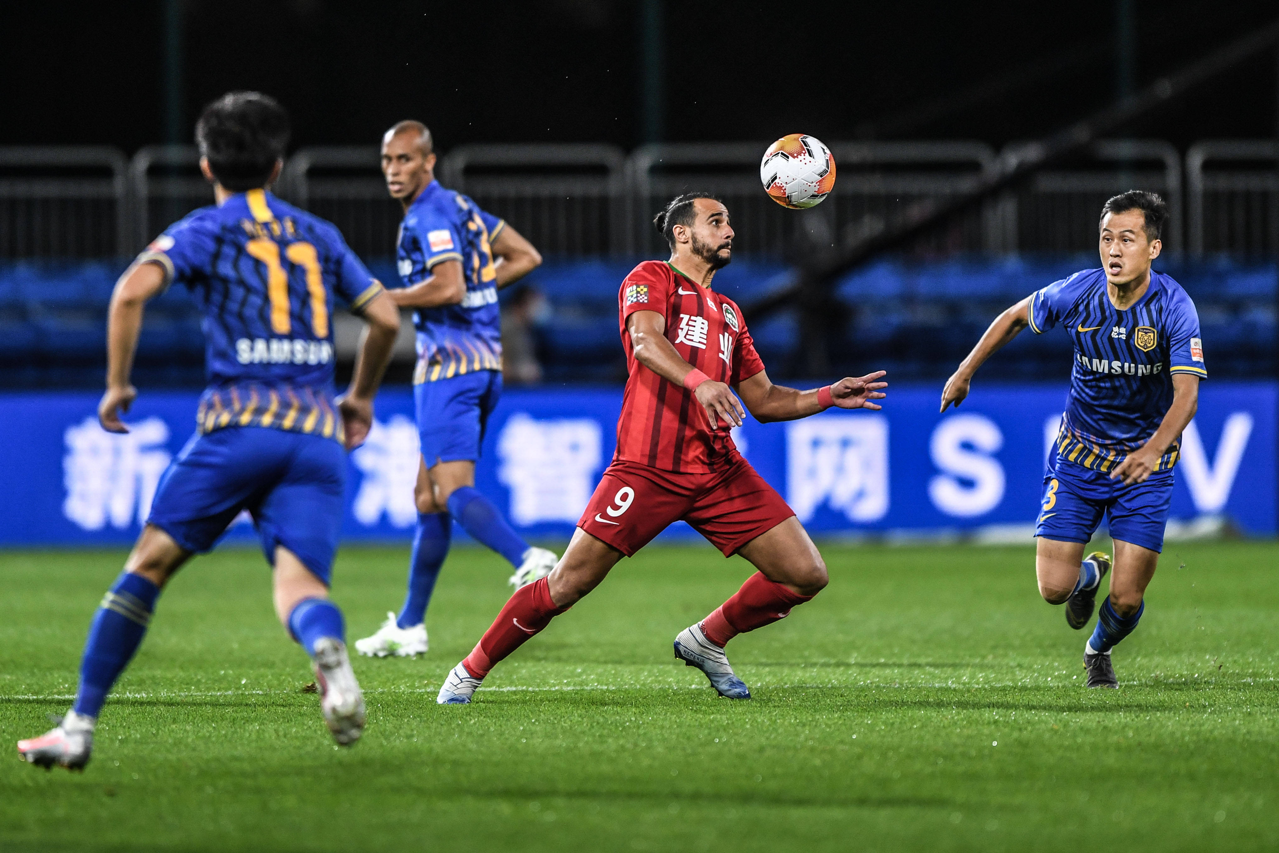 替补差距大！快船替补仅15分，灰熊则轰下47分