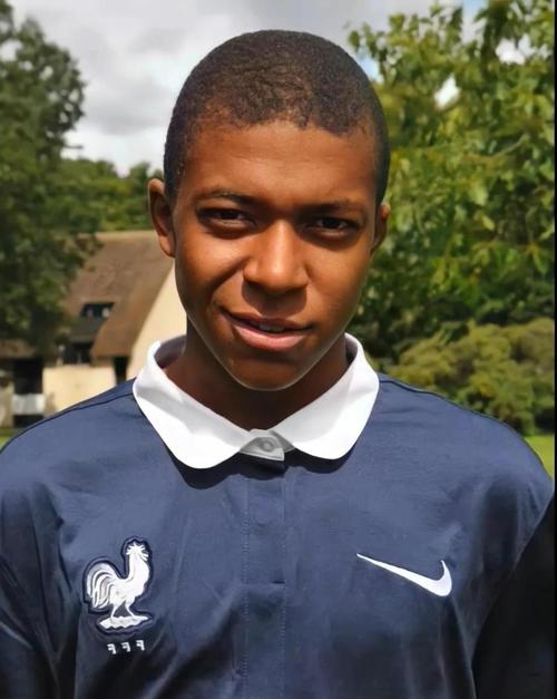 CBA杯战报：阿诺斯克22分，香港金牛104-79大胜四川