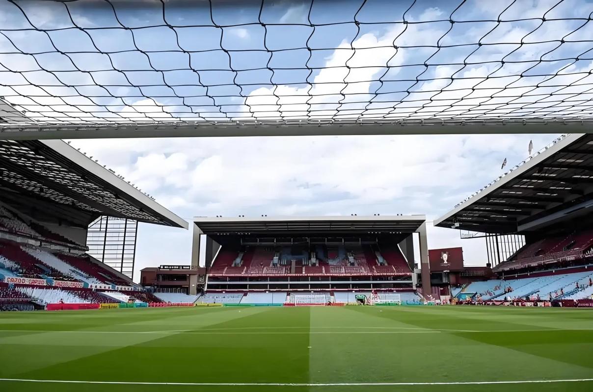 德天空：拜仁仍然有意马利克-福法纳和赛义德-马拉