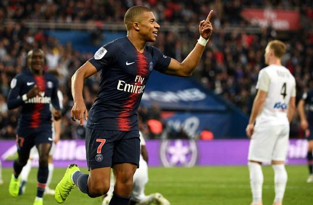 西甲半场：博耶点射破门，阿拉维斯暂1-0皇家社会